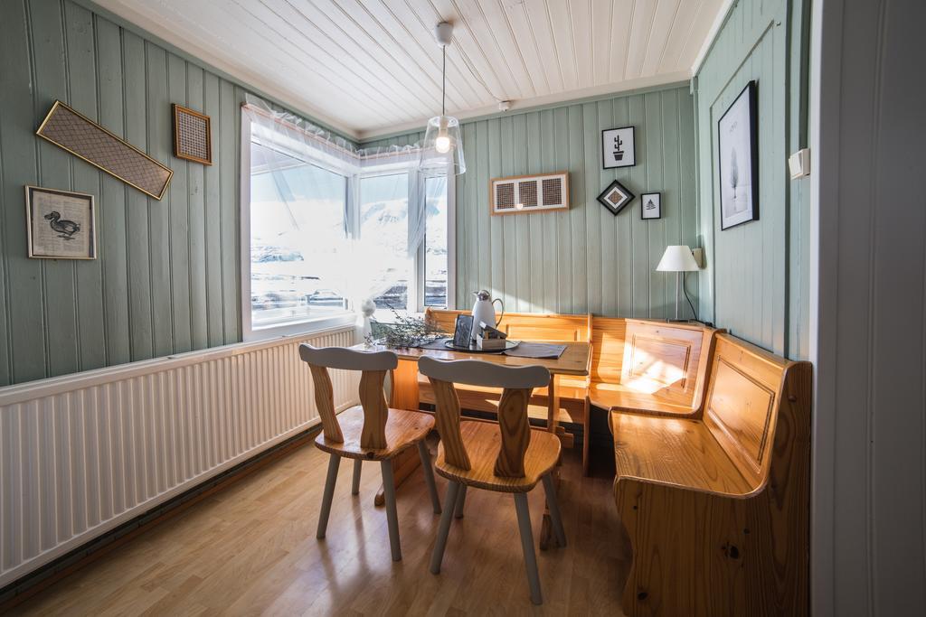 Hoefthi Cottages 달빅 외부 사진